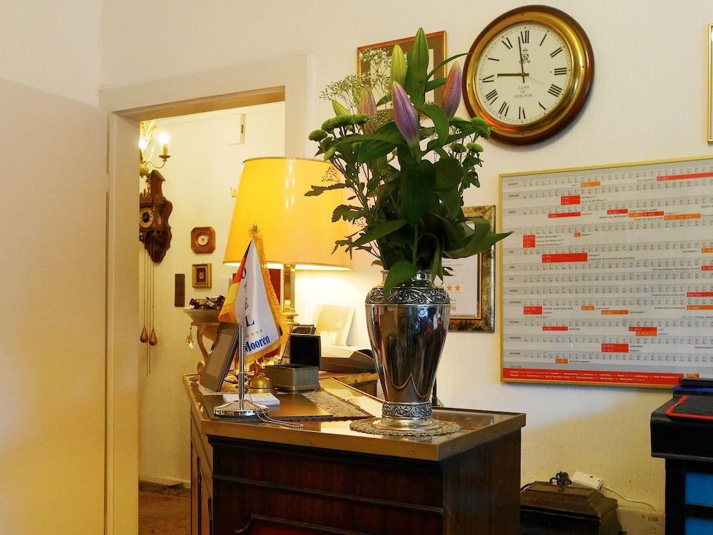 Haus Mooren, Hotel Garni Düsseldorf Esterno foto