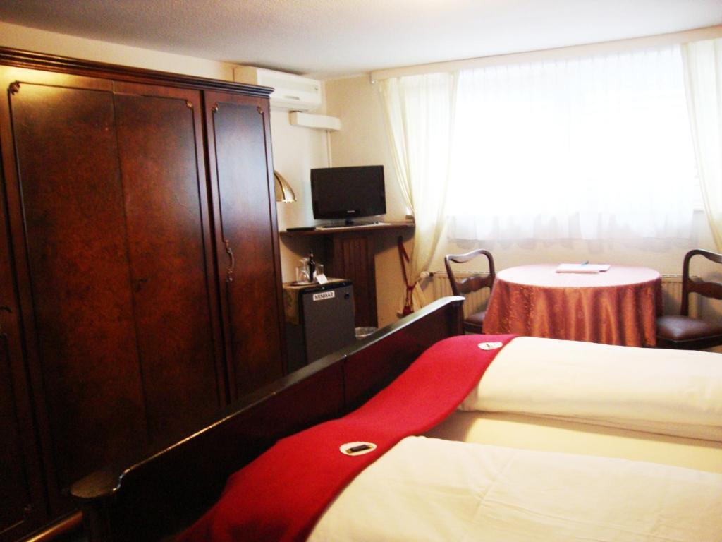 Haus Mooren, Hotel Garni Düsseldorf Camera foto